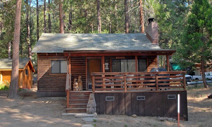 North Wawona Casa | 35 Cubbys Den