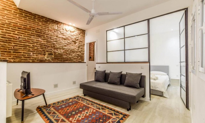Embajadores Apartamento | 35 m² Apartamento ∙ 2 habitaciones ∙ 3 personas