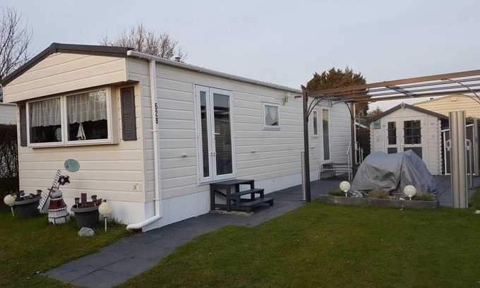 Municipality of Veere Chalet De Esquí | 35 m² Chalet ∙ 2 habitaciones ∙ 4 personas