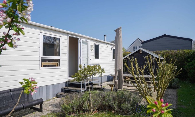 Municipality of Veere Chalet De Esquí | 35 m² Chalet ∙ 2 habitaciones ∙ 4 huéspedes