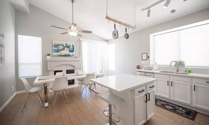 Green Valley Casa | 35% off Special Green Valley Gem! 3/2 Single Story