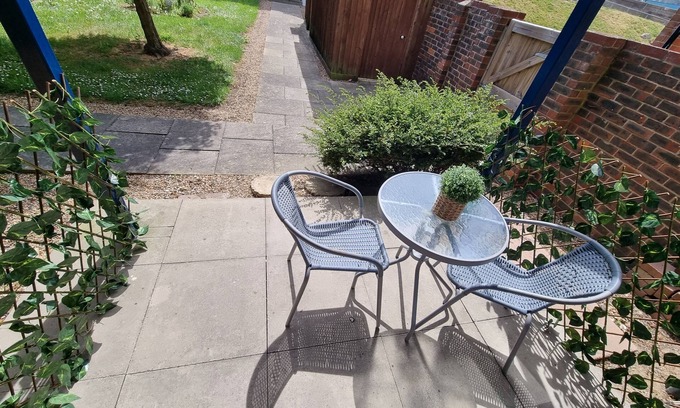 Burnham-on-Crouch Apartamento | 360 Serviced Accommodations - Waterfront Retreat - Modern Apartment