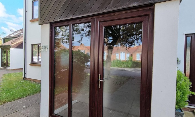 Heybridge Apartamento | 360 Serviced Accommodations - Swan Path Retreat - 2 Bedroom Apartment