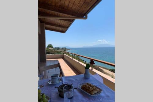 Mytikas Apartamento | 360º suite with endless views to the Ionian Sea