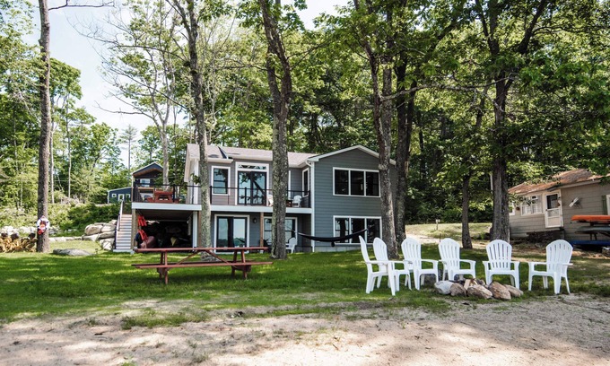 South Casco Casa | 37(B)Shore Road Raymond Maine - Dragonfly Landing