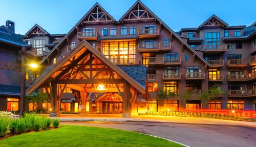 Stowe Area Complejo | 378 Lodge At Spruce Peak Ski In Ski In Ski Out King Studio By Stowe Mountain Rentals
