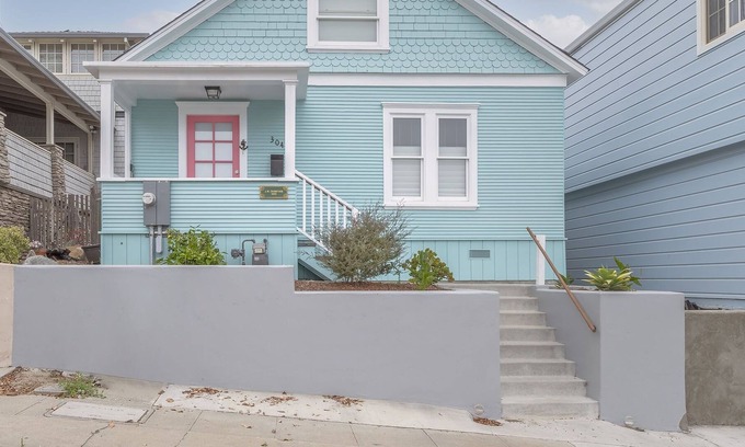 Pacific Grove Casa | 3788 The Seagull's Nest 3 Bedroom Home by Redawning
