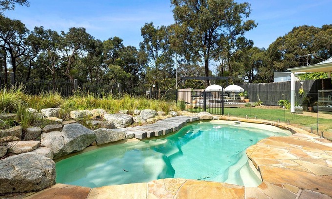 Jan Juc Casa | 38a Bells Boulevard - a sanctuary among the bush