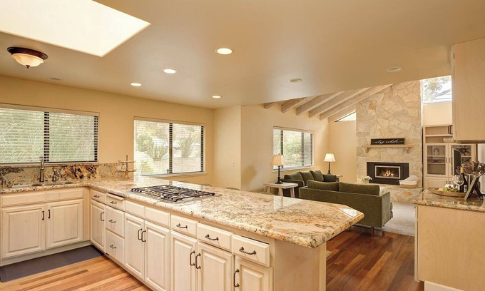 Del Monte Forest Casa | 3949 Where the Elk Run - Available August/Car Week