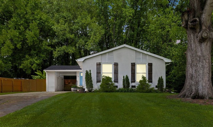 Charlotte Casa | 3B Great Family Relocation Home in VRBO