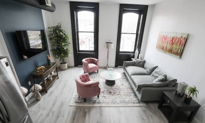Downtown Historic District Apartamento | 3B Stay in Downtown Easton 2BR