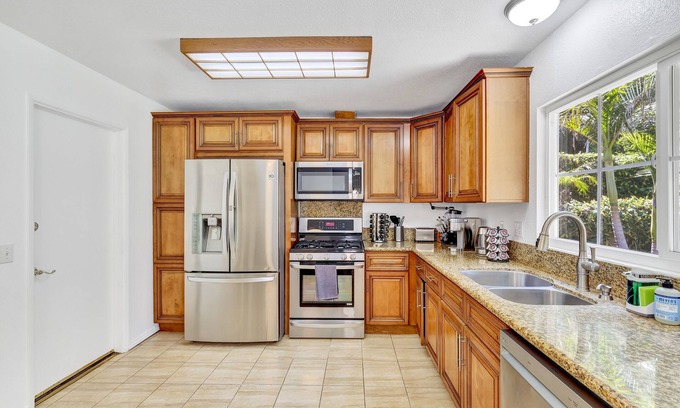 Rowland Heights Casa | 3B2B-Cozy House-Mountain View -Private Garden