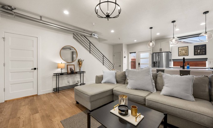 Fairpark Casa | 3BD/2.5 near Airport, Delta Center & Downtown SLC
