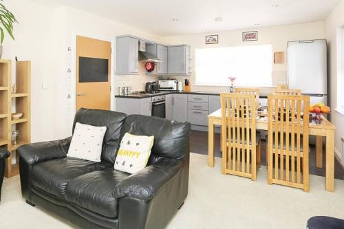Belfast Apartamento | 3Bed/2Bath Duplex Apartment - Pure Bliss Belfast