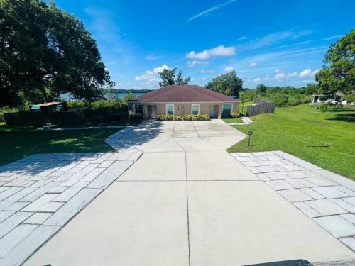 Winter Haven Casa | 3Bed 2Bath Spacious-LakeHomeAceLoc4milesLEGOLAND