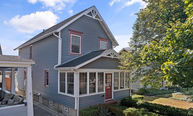 Plymouth Casa | 3Bed & 3Bath in Downtown Plymouth. Relax and Enjoy!