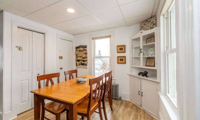Winooski Apartamento | 3Bed Apt 5 Mins from i89, Park and Public Pool!