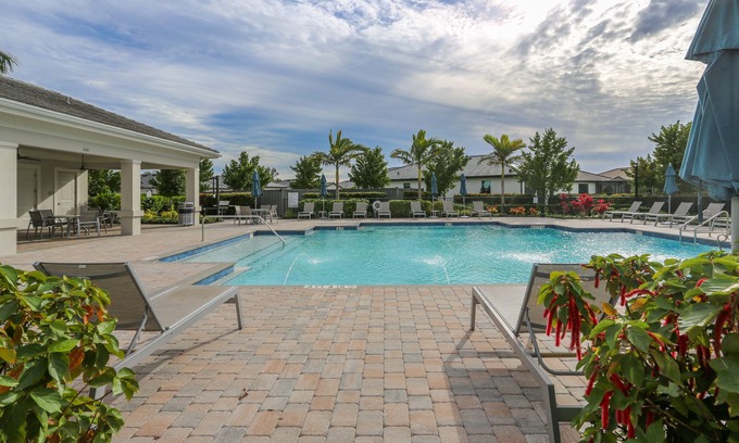 Naples Casa | 3BED+DEN/2BATH STUNNING NEW CONSTRUCTION IN MANATEE COVE