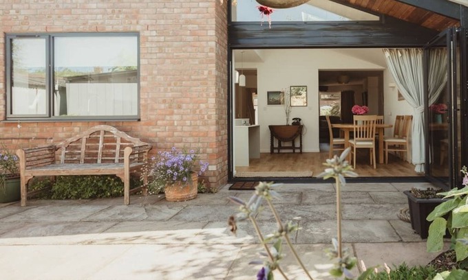 Cambridge Casa | 3Bed House w/ Charming Courtyard Garden & Parking