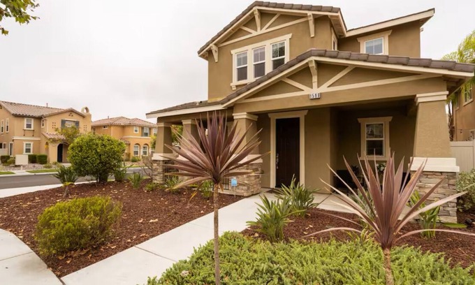 Otay Ranch Casa | 3Bedroom House in a family orientated neighborhood