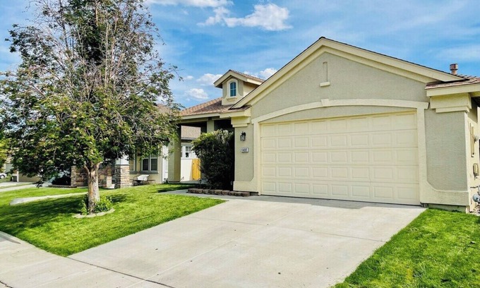 West University Casa | 3Bedroom/Sleeps12/Pet OK/4TVs