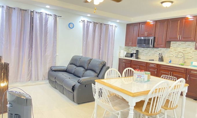 Liliha - Kapalama Apartamento | 3bedrooms&1bathroomconvenient Location, Near Freeway, Shopping center