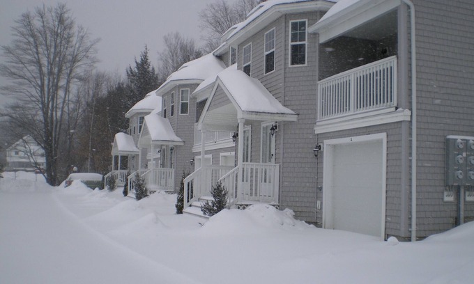 Bethel Condominio | 3BR / 2. 5BA Eden Ridge, excelente ubicación para Bethel y Sunday River