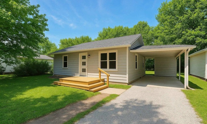 St. James Casa | Spacious 3BR/2BA | Backyard & BBQ | Near Wineries