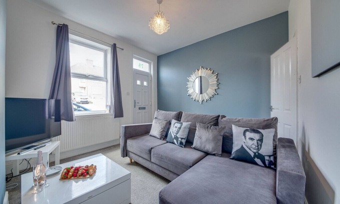 Rotherham Casa | 3BR Contractor House Great Location Meadowhall Rd