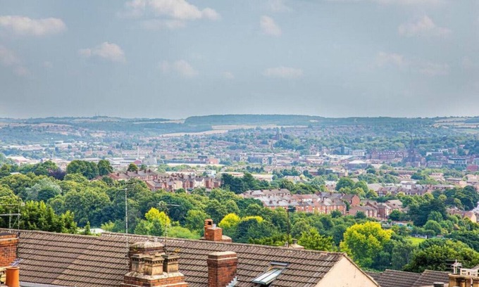 Rotherham Casa | 3BR Contractor House Great Location Meadowhall Rd