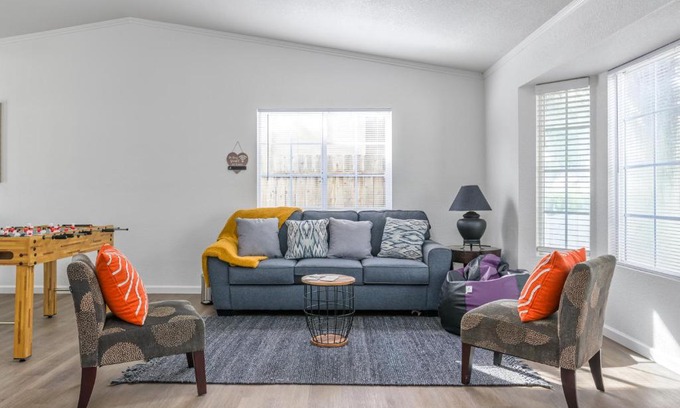 Merced Casa | 3BR Cozy Home~ Stylish & New ~ UC Merced ~ en route Yosemite!