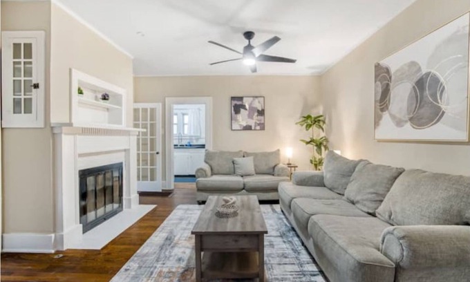 Hillcrest Casa | 3BR Fully Fenced Hillcrest Home