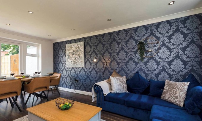 Crawley Down Casa | 3BR Hazel House, Crawley