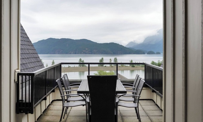 Harrison Hot Springs Apartamento | 3BR Lakeside Penthouse Retreat