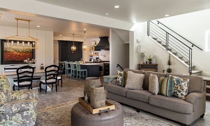 Bluffdale Casa | 3BR Modern Home | Near Ski Resorts, SLC & Parks
