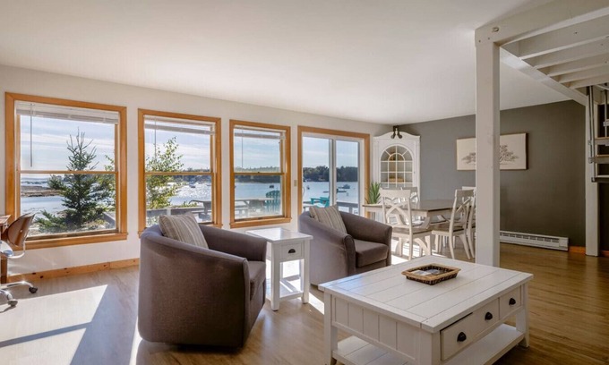 Bass Harbor Cabaña | 3BR Oceanfront Spacious Cottage + Dock [Driftwood]