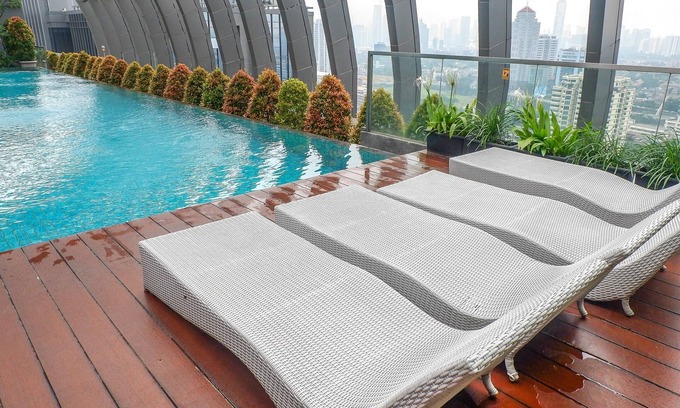 Pancoran Apartamento | 3BR Pancoran L'Avenue Comfy Apartment