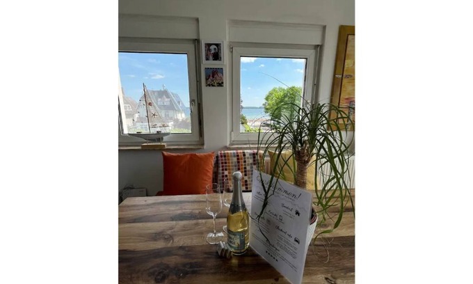 Reppenhagen Casa | 3BR penthouse apt on the beach with sea view & balcony
