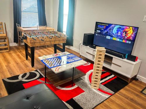 Northeast Houston Casa | 3BR Retreat Near Downtown - Airport - NRG Stadium