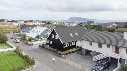 Hoyvik Apartamento | 3BR - Townhouse - Free Parking - Tórshavn