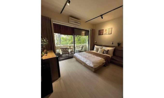 Van Mieu Apartamento | 3BR3BA FreeLaudry-Gym-Desk-CoffeBar-2'to Train St.