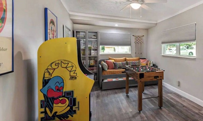 Temple Crest Casa | 3brm/King*GameRoom*near Bush Gardens, USF& Moffitt