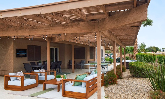 Casa Rica North Casa | 3Masters, NoTax! $100k+Resort Yard: Heated Pool+HotTub, BBQ, Fire Pit, Gym, SUV