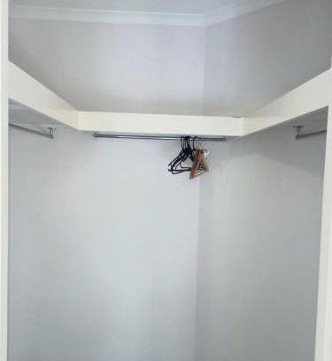 Runcorn Casa | 3mins walk to shopping centre&city bus, airport