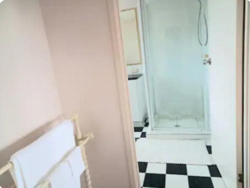 Runcorn Casa | 3mins walk to shopping centre city bus airport train station