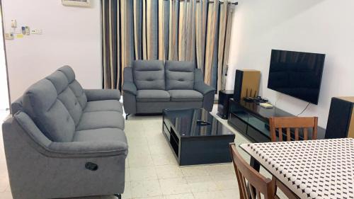 Bukit Jalil Casa | 3R 7pax Landed Comfy 5 Star Bed
