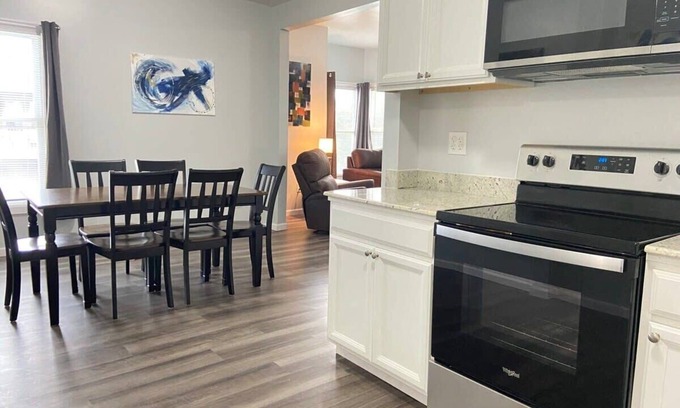 Oneonta Apartamento | 3rd Base Apt 1 - All Star Baseball Rentals