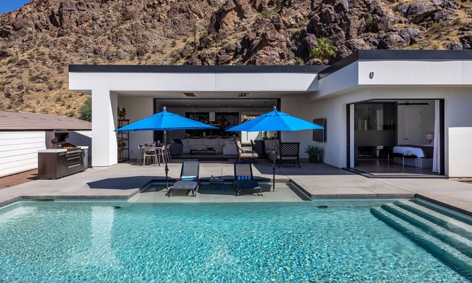 Araby Cove Casa | 3rd Rock - Designed for the Luxury Vacation Experience!