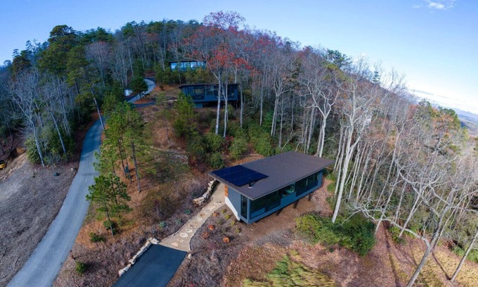 Mills River Casa | 3x Lux Glass Homes sleeps 12