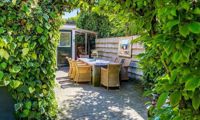 Aagtekerke Casa | 4-10 persons holiday home in Aagtekerke